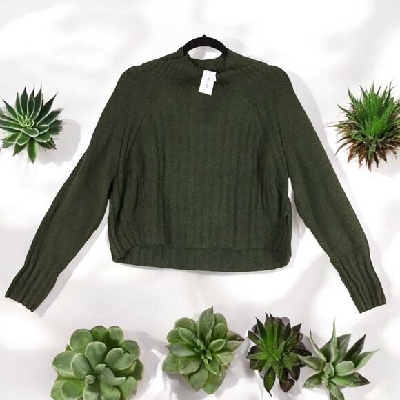 Top Shop Green Mock Neck High Low Sweater Lightweight Cropped Size Medium - Picture 1 of 11